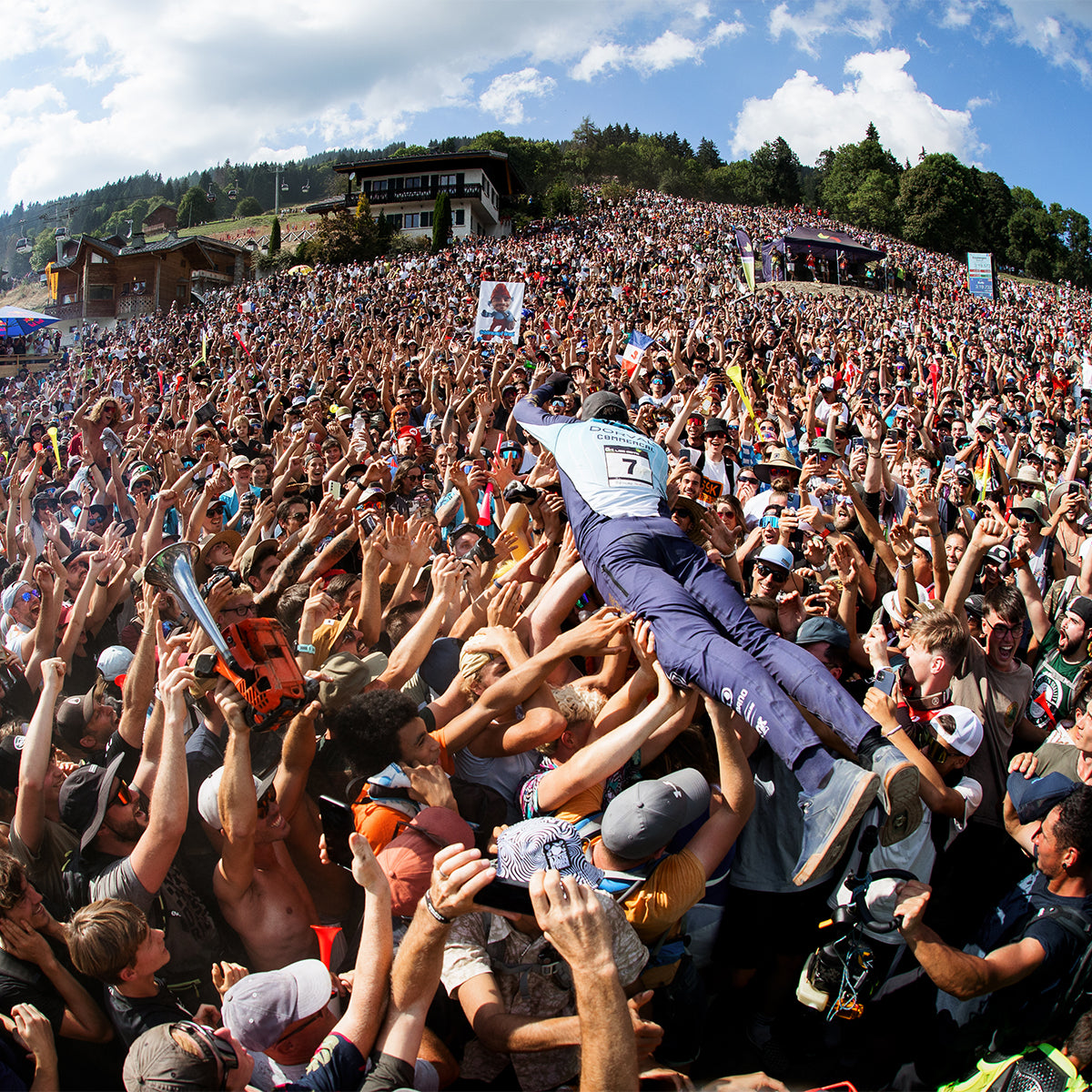 Crowdsurfer – Benoît Coulanges at Les Gets 2023