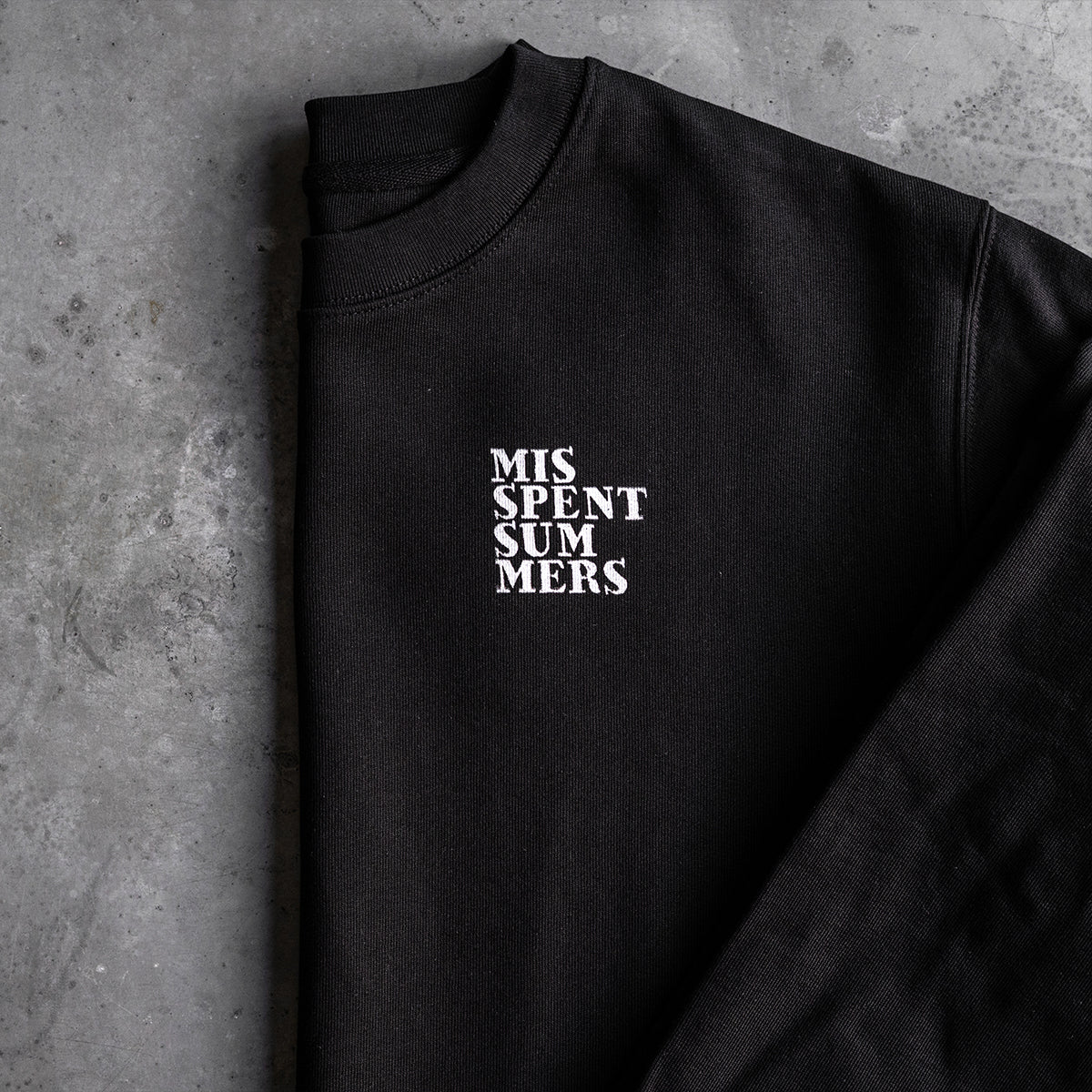 EVERYDAY LOGO SWEATER BLACK