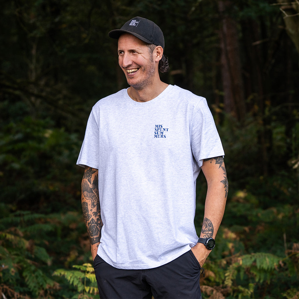 EVERYDAY LOGO TEE LIGHT GREY