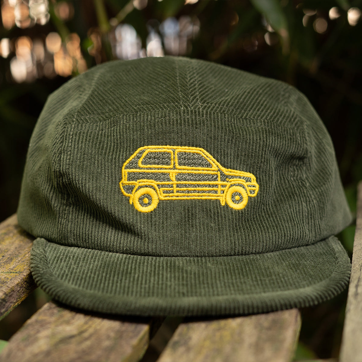 PANDA EMBROIDERED CORD CAP GREEN