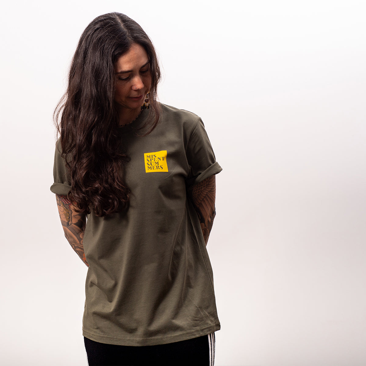 STENCIL LOGO TEE KHAKI