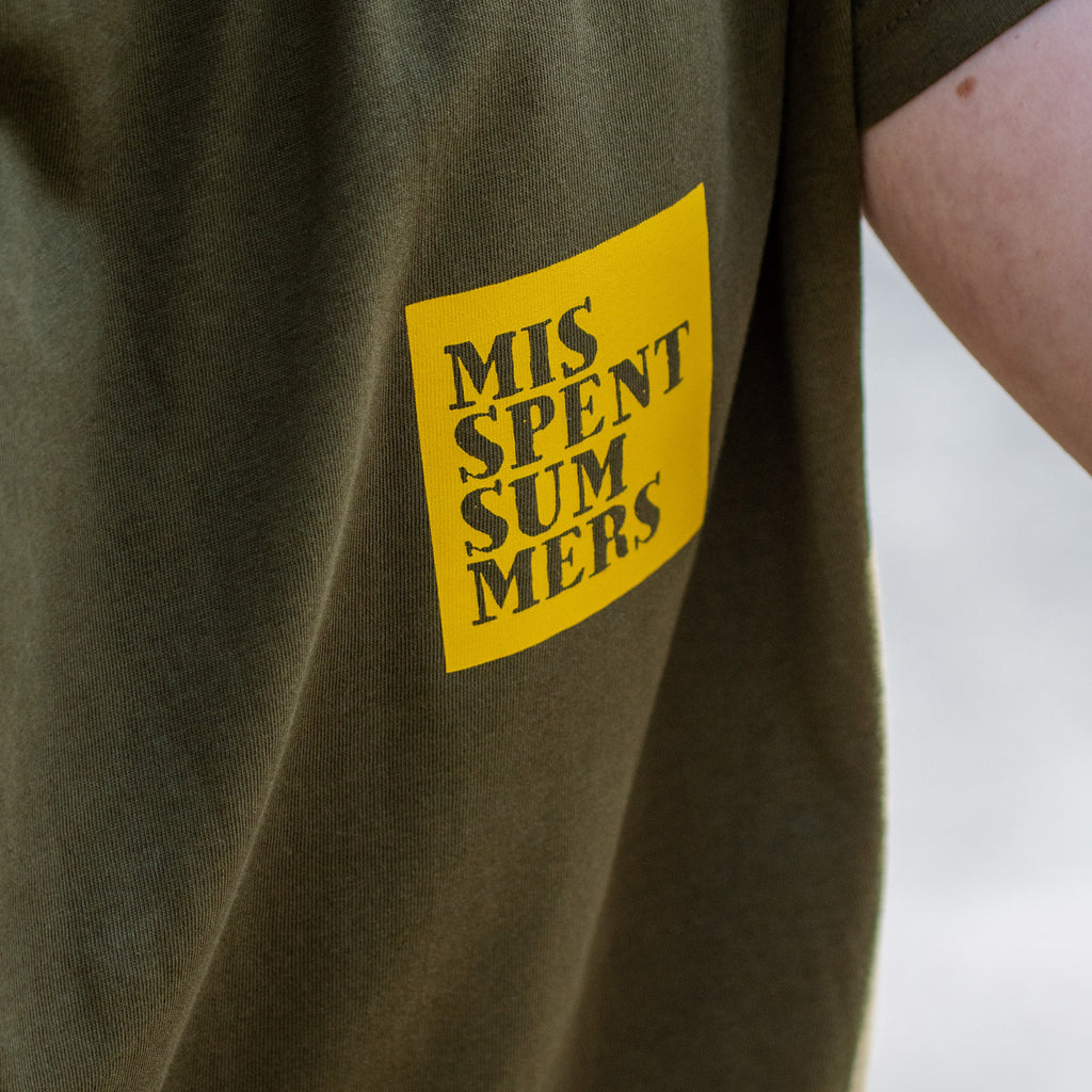 STENCIL LOGO TEE KHAKI